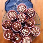 Verzierte Cupcakes Muffins Zuckerguss