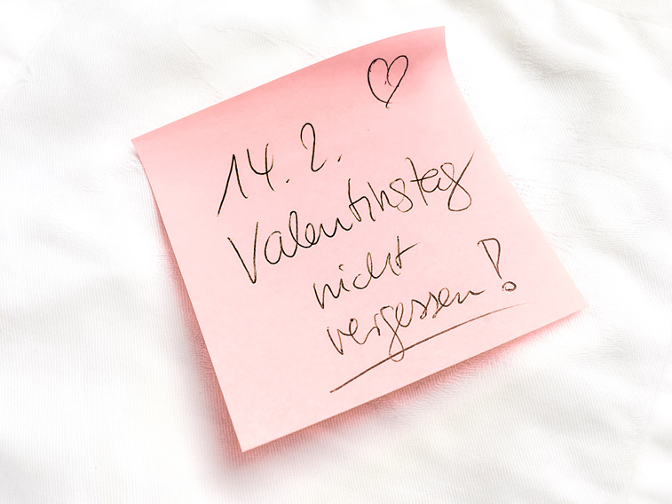Valentinstag Erinnerungszettel nicht vergessen Haftnotiz Postit